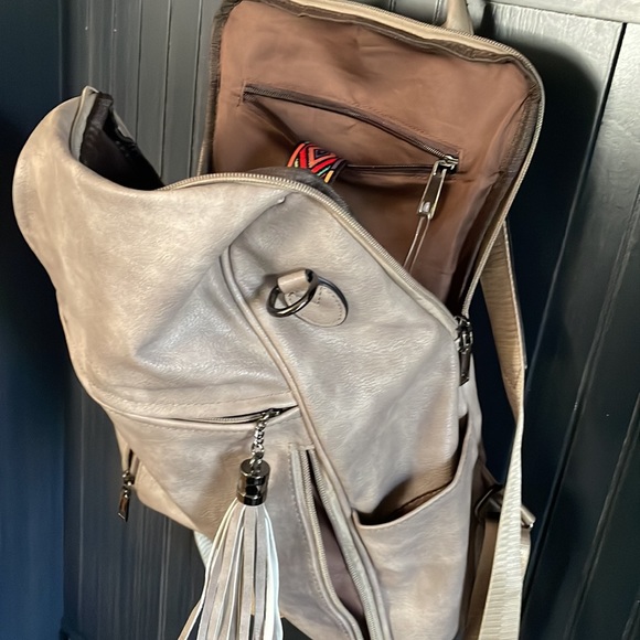 Gray Backpack - Picture 3 of 4